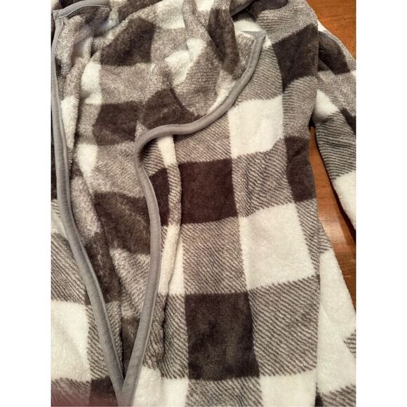 Woman’s L love cozy cardigan checkered size medium - Picture 2 of 4